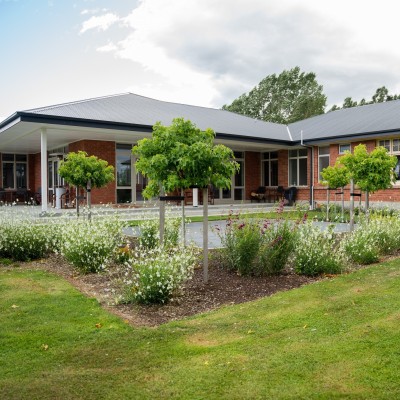 Enhancing Living Spaces with Connected Outdoor Design
